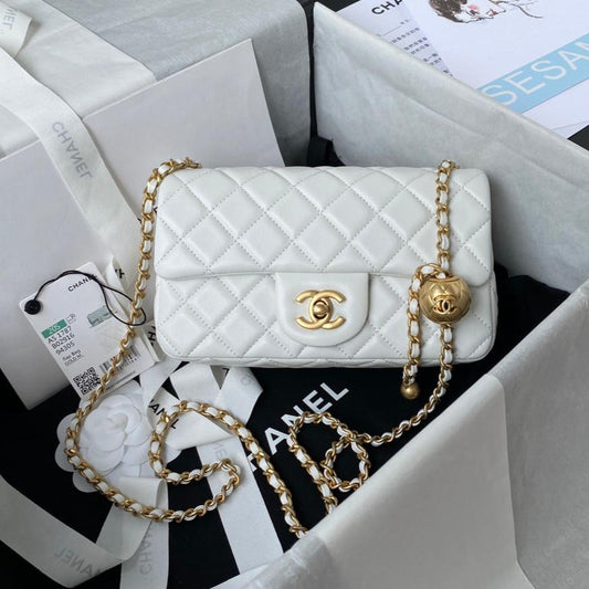 Classic Mini Flap Bag 20cm White Lambskin Gold Hardware mysite