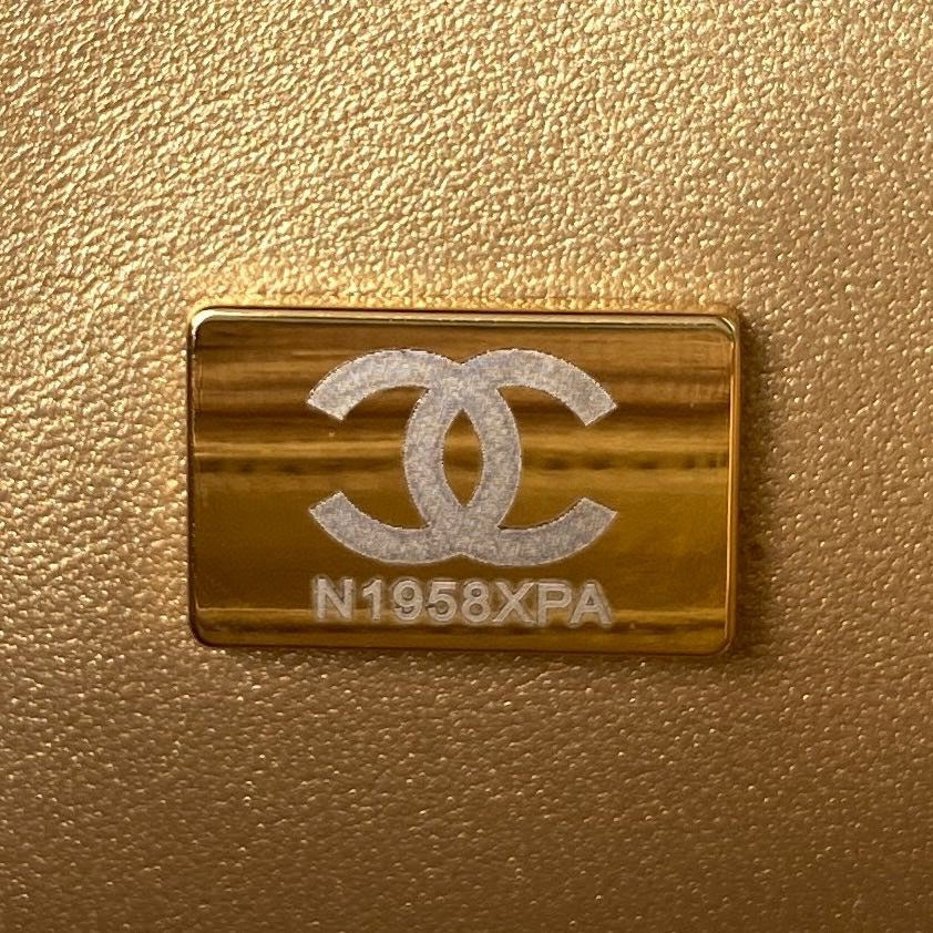 Classic Mini Flap Bag 20cm Pink Lambskin Gold Hardware mysite