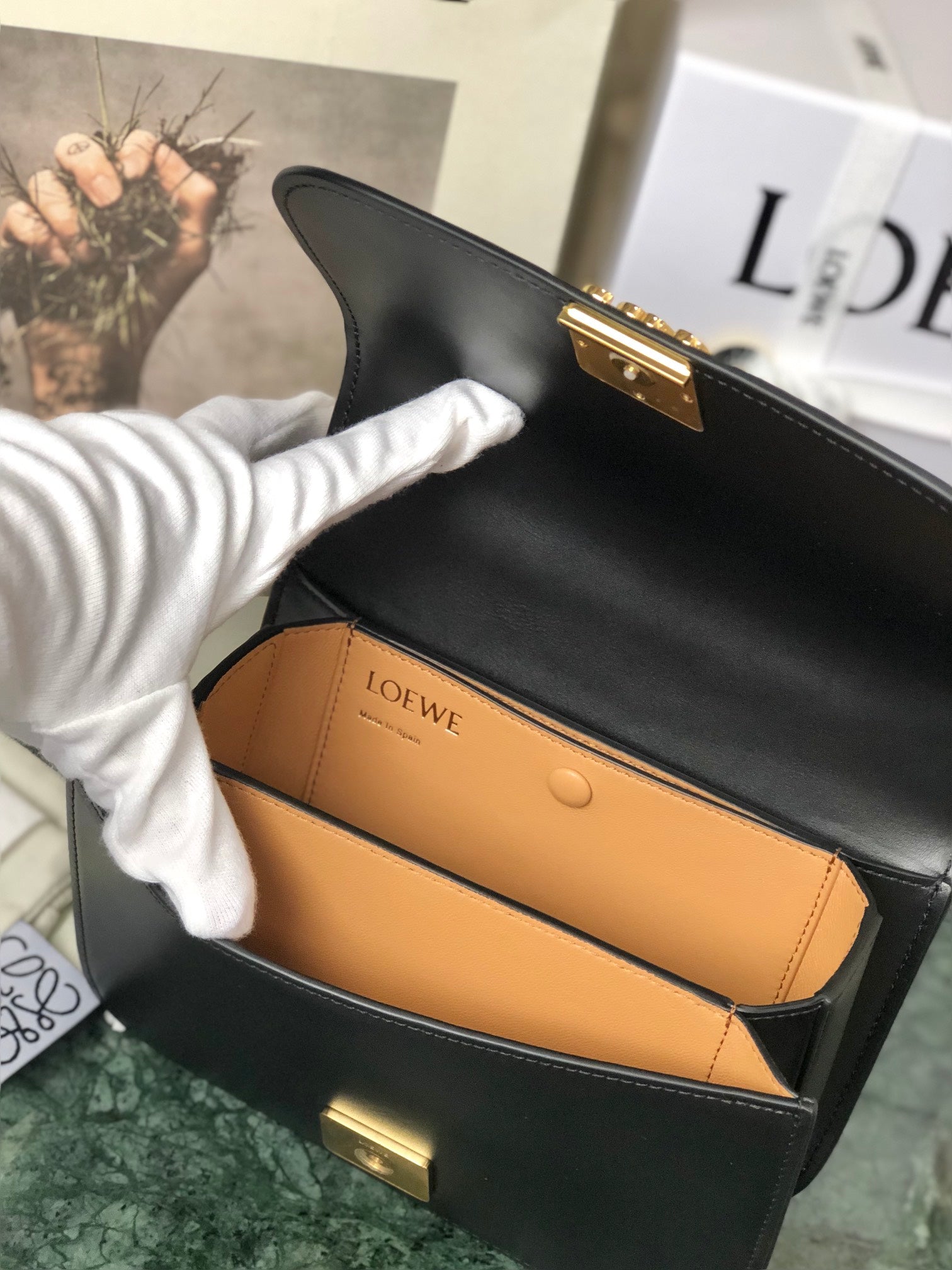 LOE GOYA BAG 18 IN BLACK SILK CALFSKIN mysite