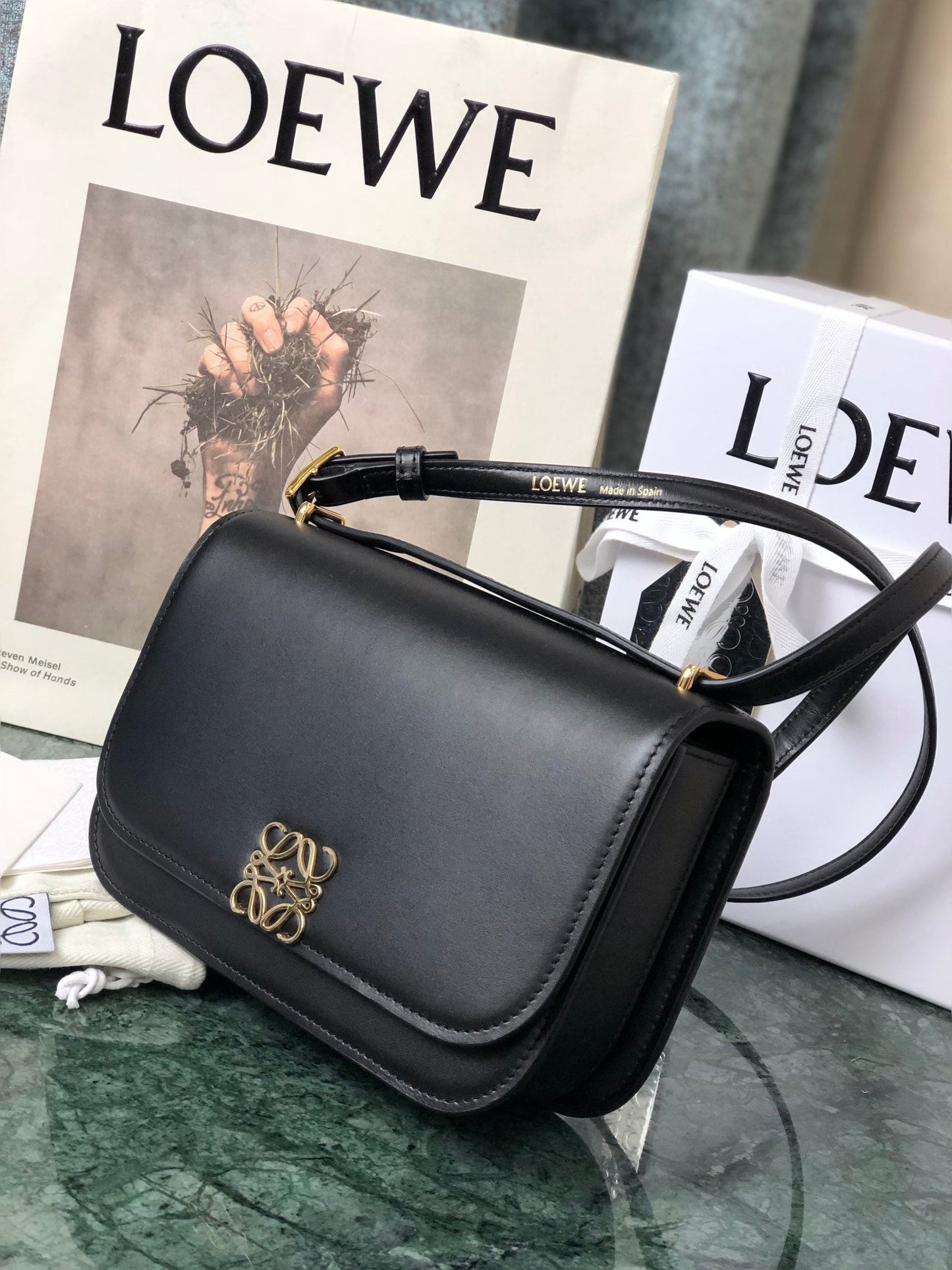 LOE GOYA BAG 18 IN BLACK SILK CALFSKIN mysite
