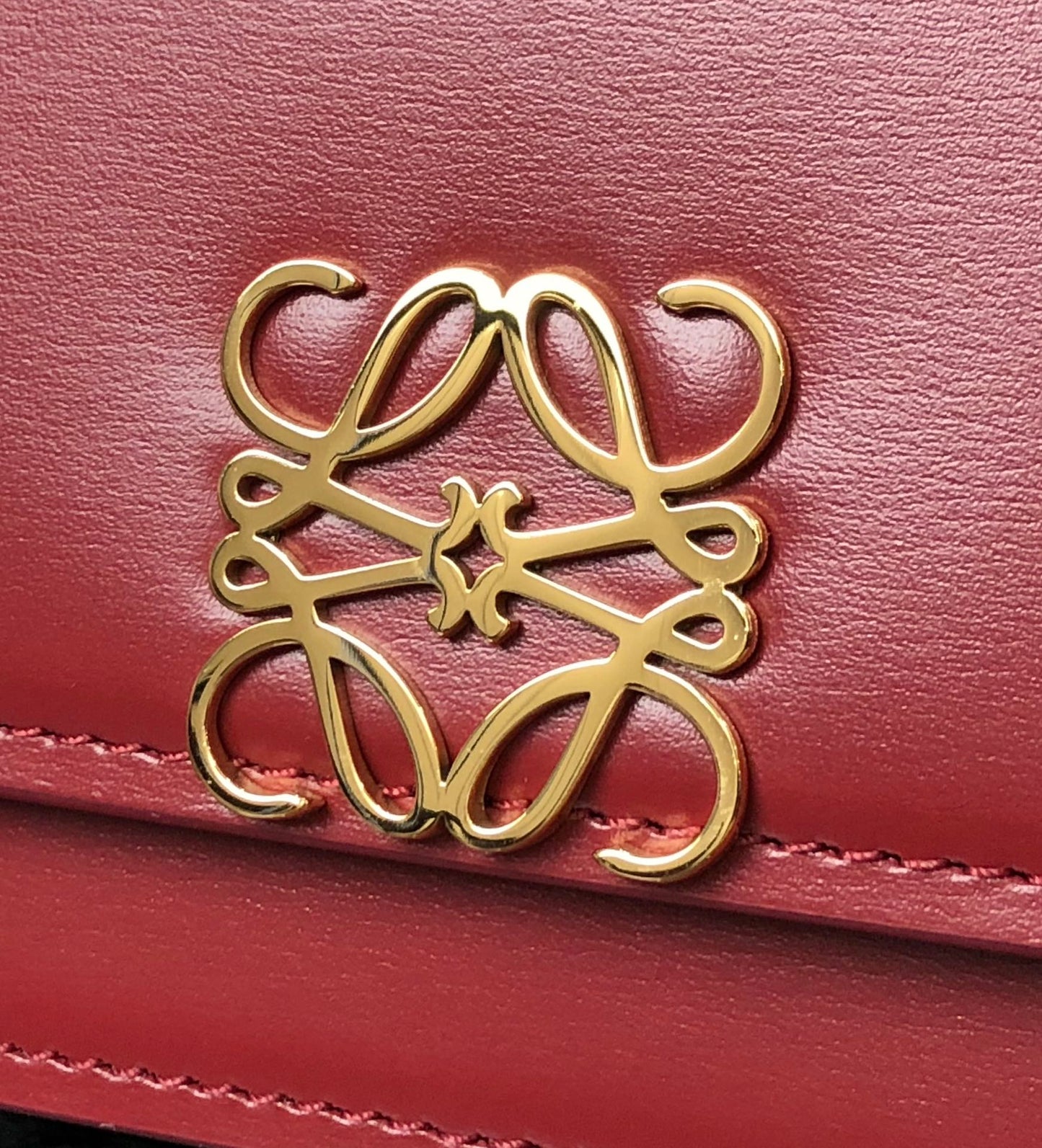 LOE GOYA BAG 18 IN CHERRY RED SILK CALFSKIN mysite