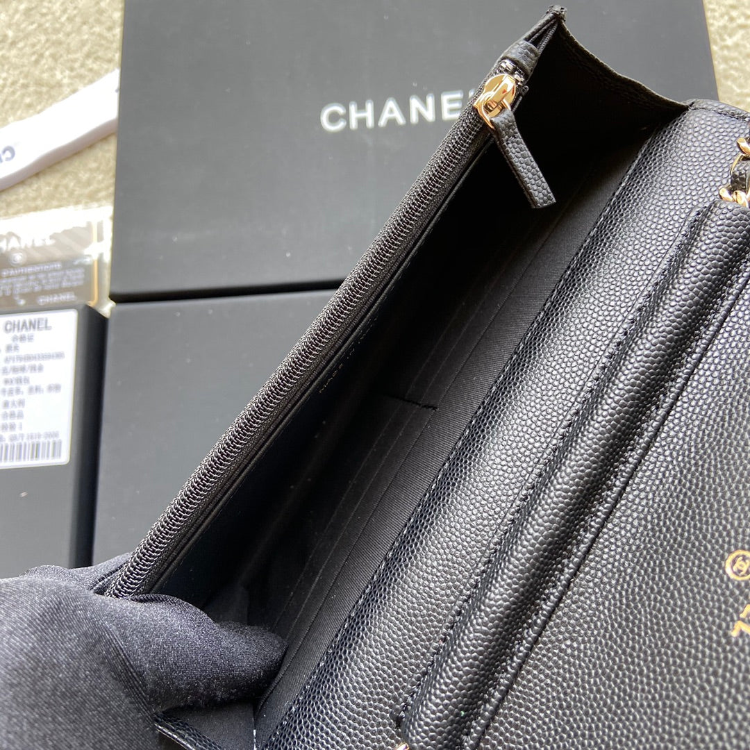 Classic Woc 20cm Black Grained Calfskin Leather CC mysite