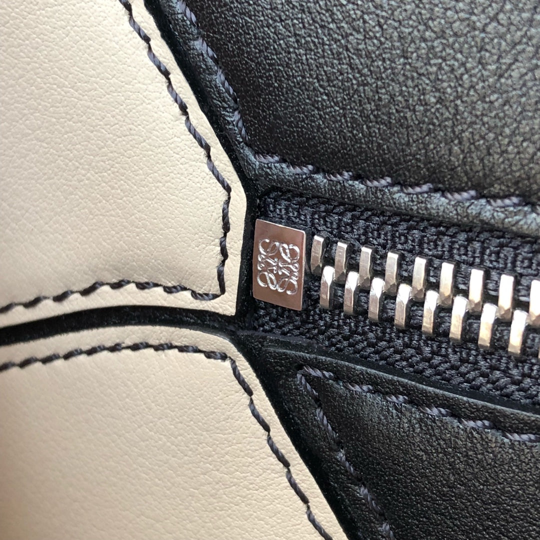 LOE MINI PUZZLE 18 BAG IN BLACK MIX WHITE CALFSKIN mysite