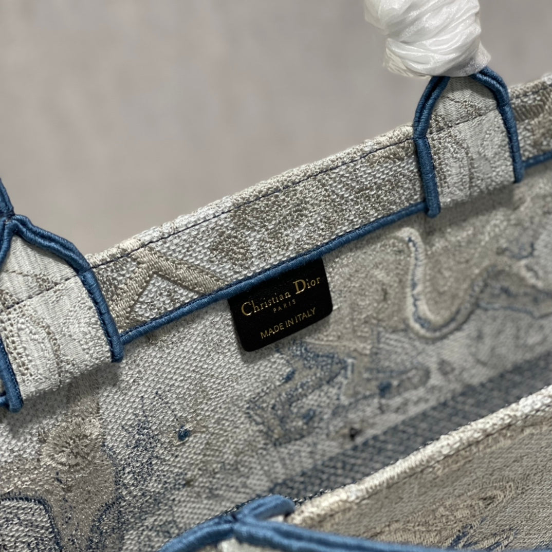 Large CD Book Tote 42cm Gradient Blue Tiger