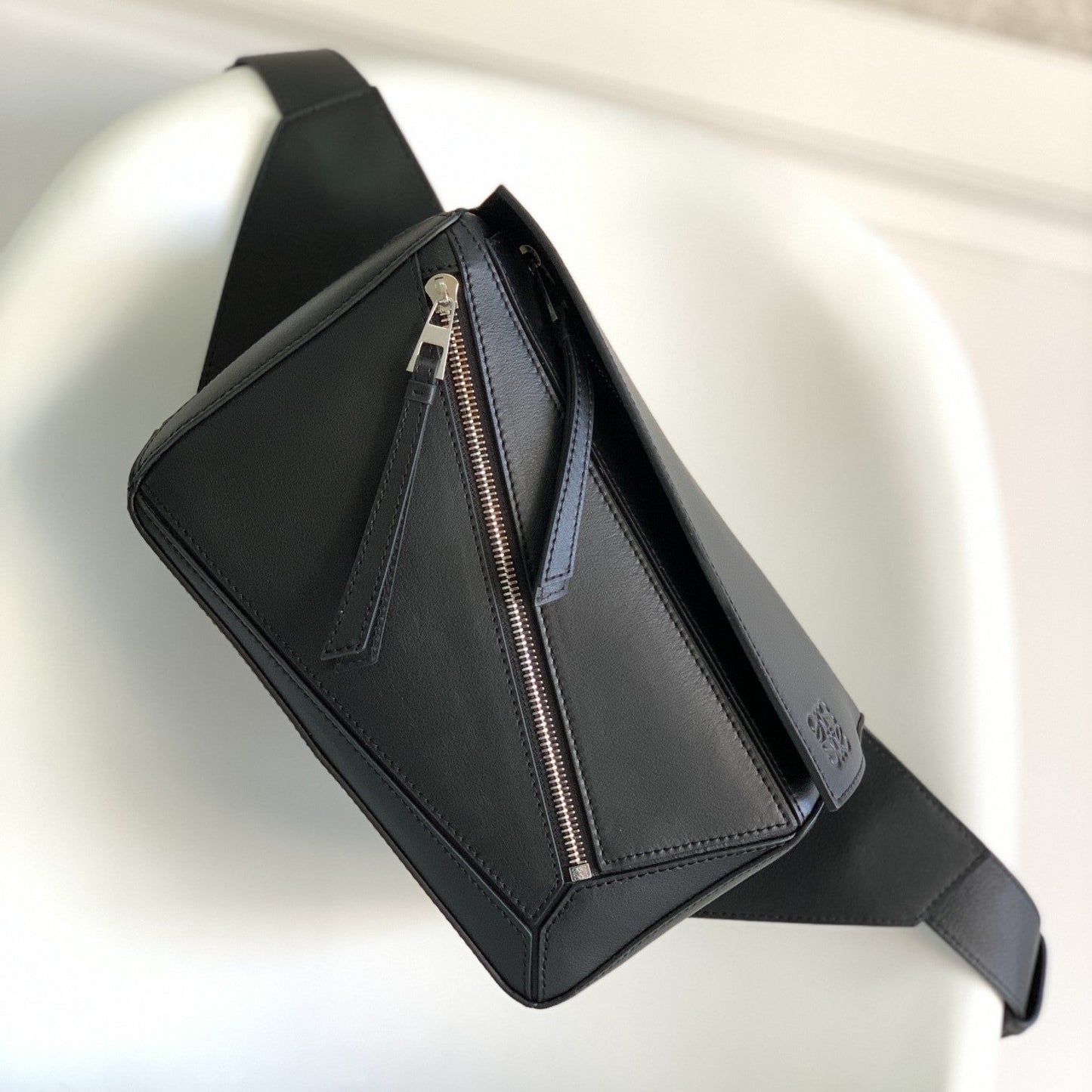 Loew Puzzle Small 24cm Black Leather Belt Bag mysite