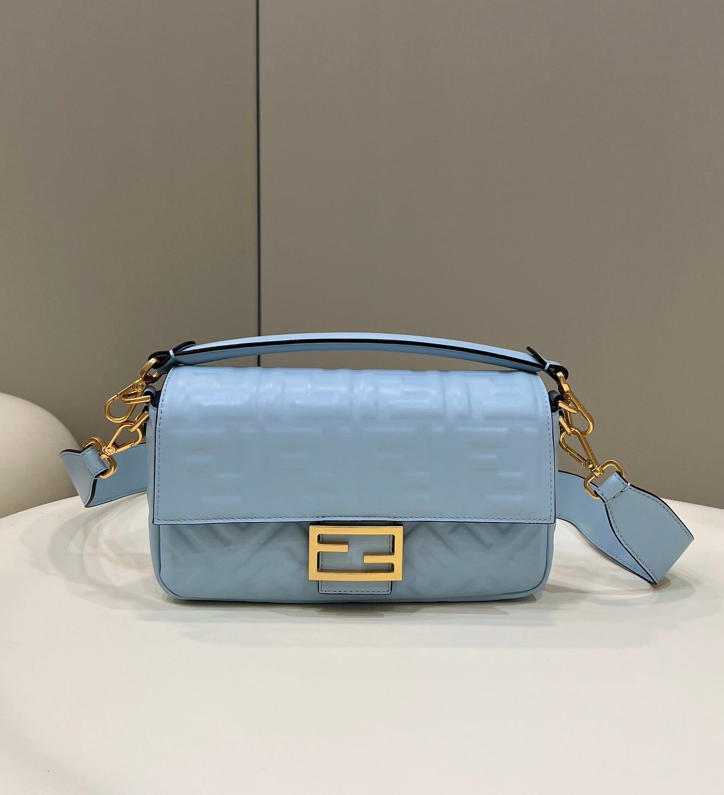 Baguette 27cm Cloud Blue Lambskin Gold Hardware mysite