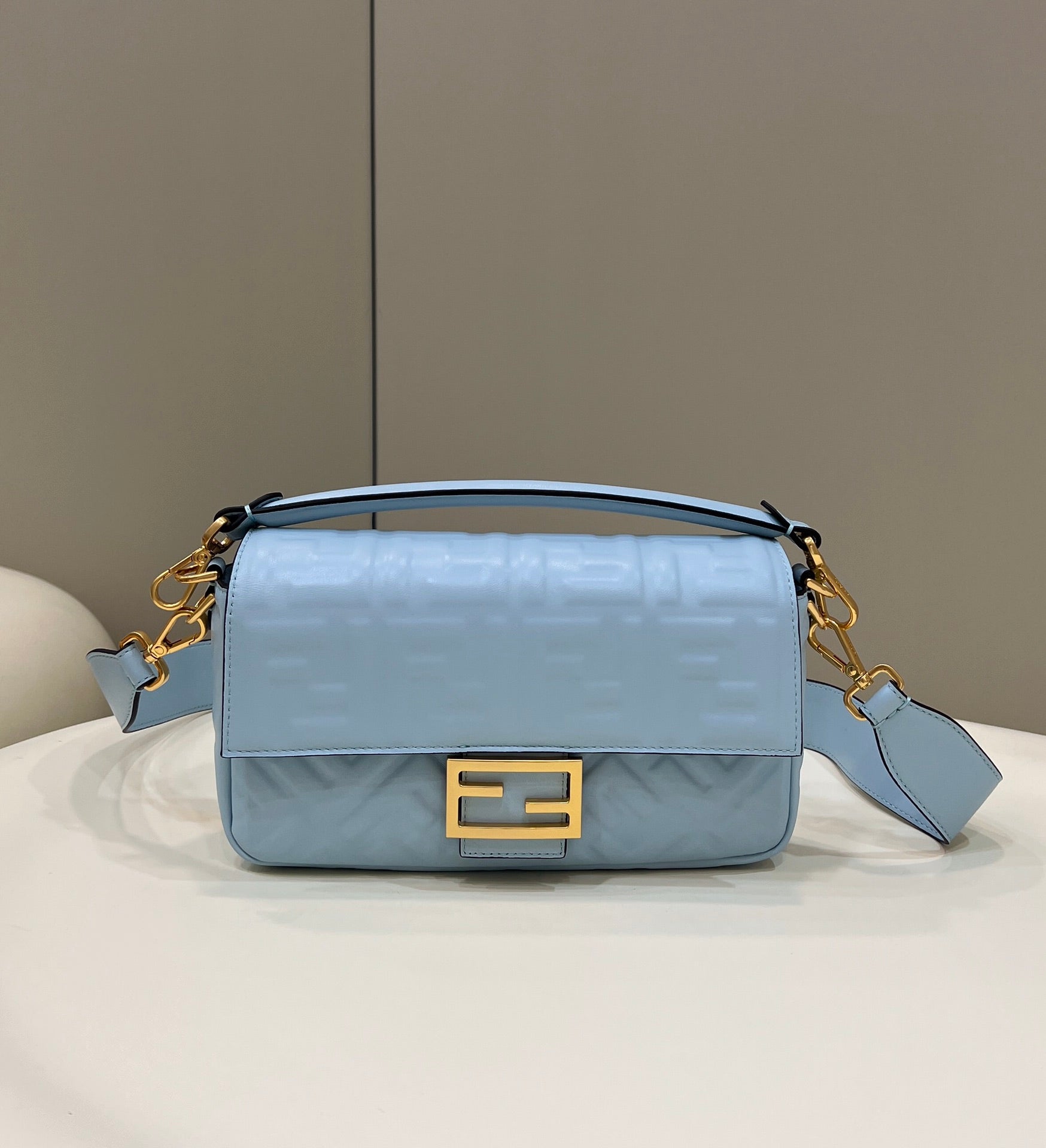 Baguette 27cm Cloud Blue Lambskin Gold Hardware mysite