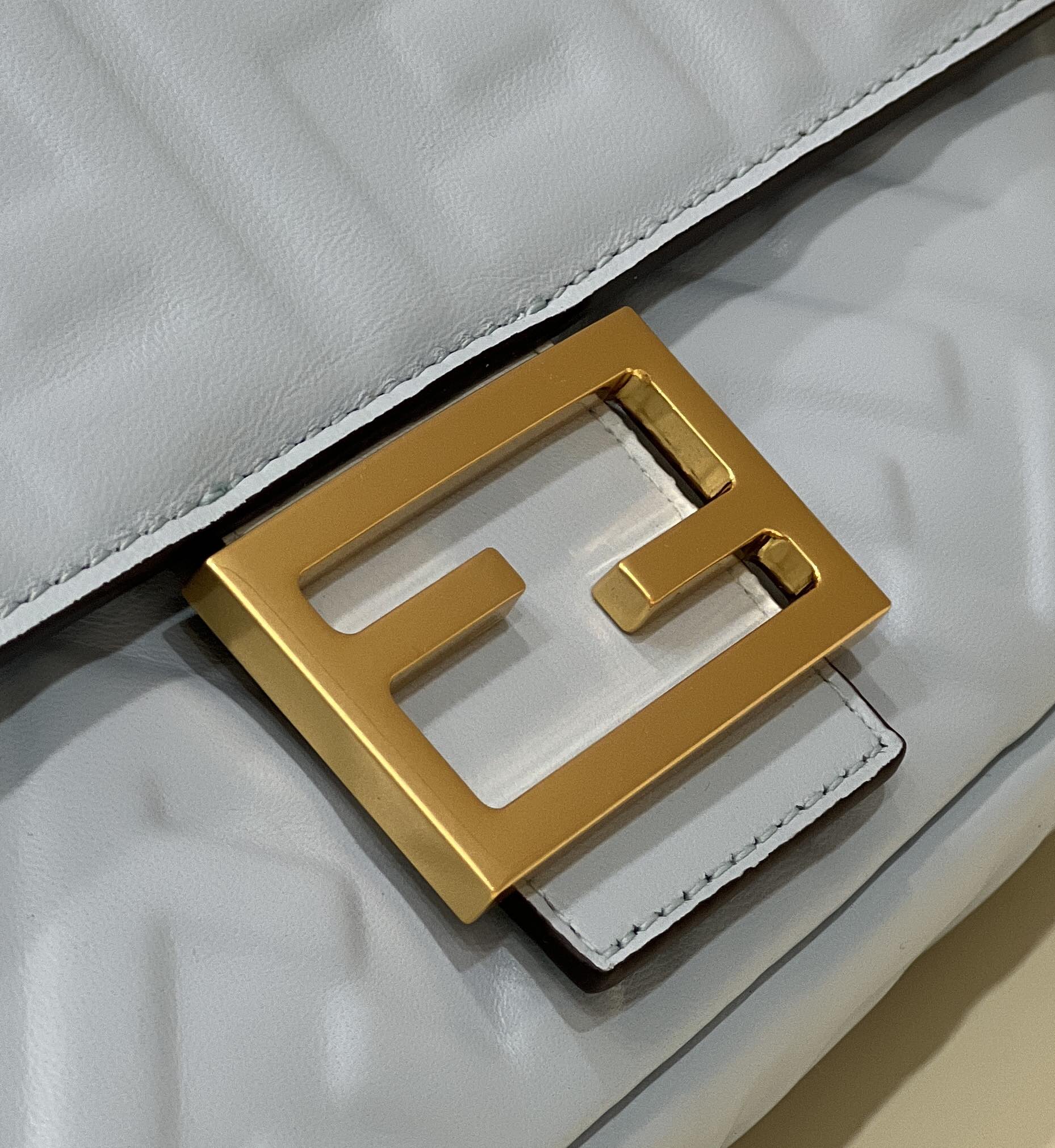 Baguette 27cm Cloud Blue Lambskin Gold Hardware mysite