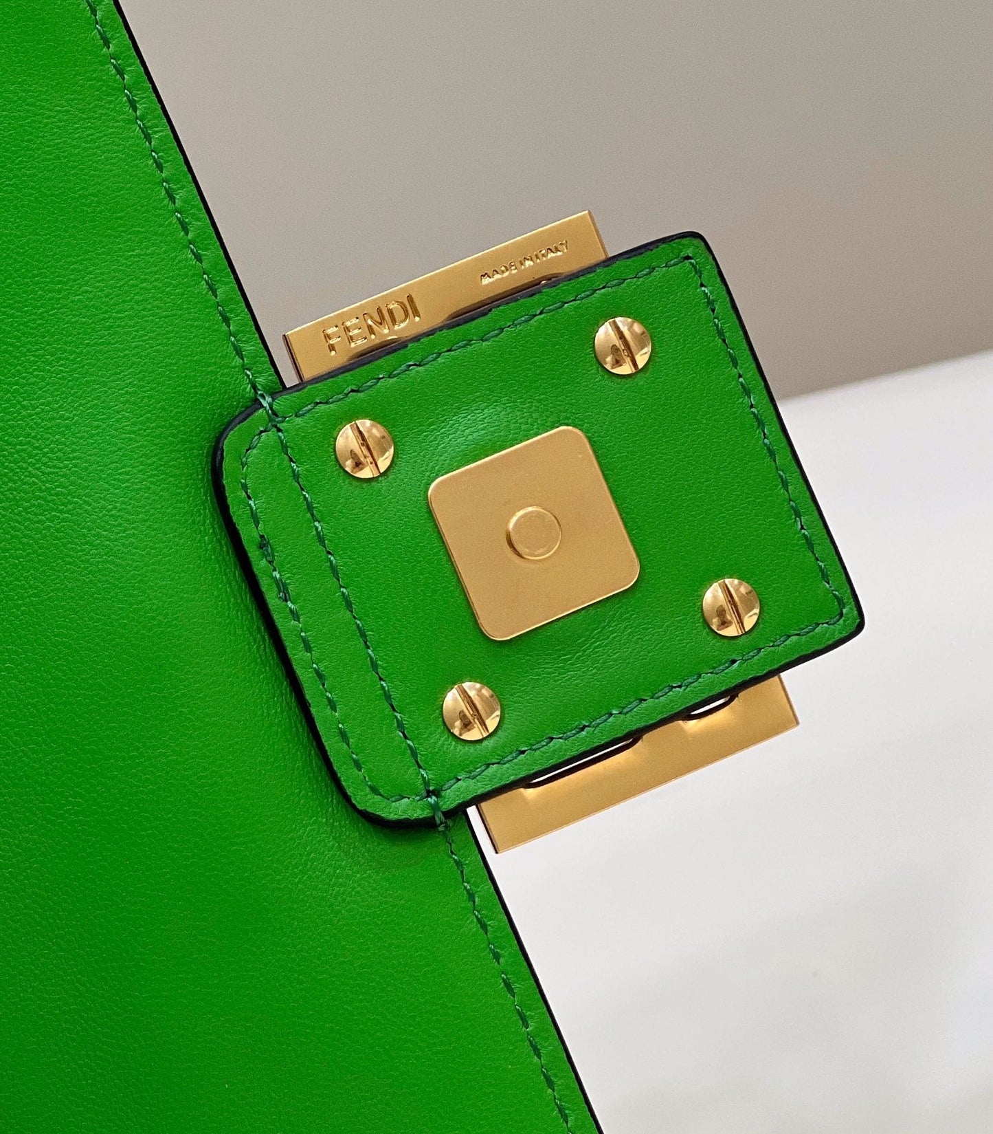 BAGUETTE WITH FF MOTIF 27 IN EMERALD GREEN SOFT LAMBSKIN GOLD HARDWARE mysite