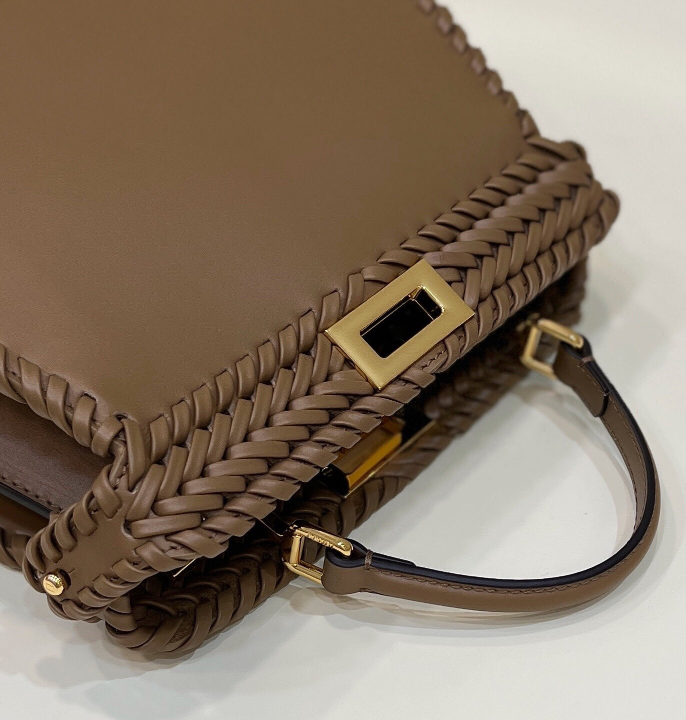 PEEKABOO ISEEU 27 IN BROWN SMOOTH CALFSKIN WITH WOVEN TRIM GOLD HARDWARE mysite