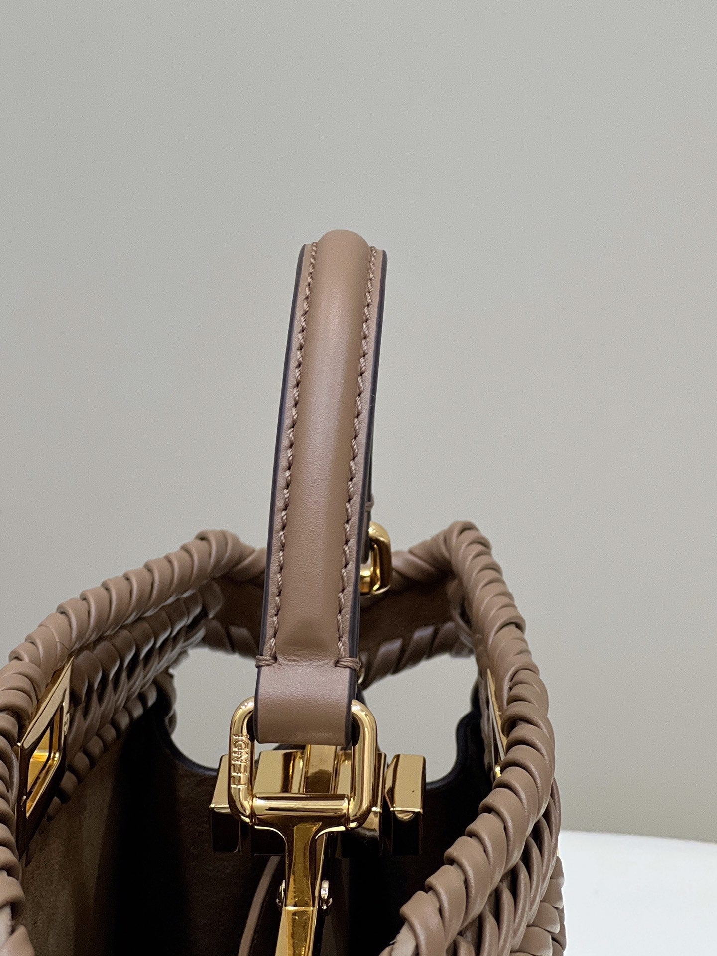 PEEKABOO ISEEU 27 IN BROWN SMOOTH CALFSKIN WITH WOVEN TRIM GOLD HARDWARE mysite