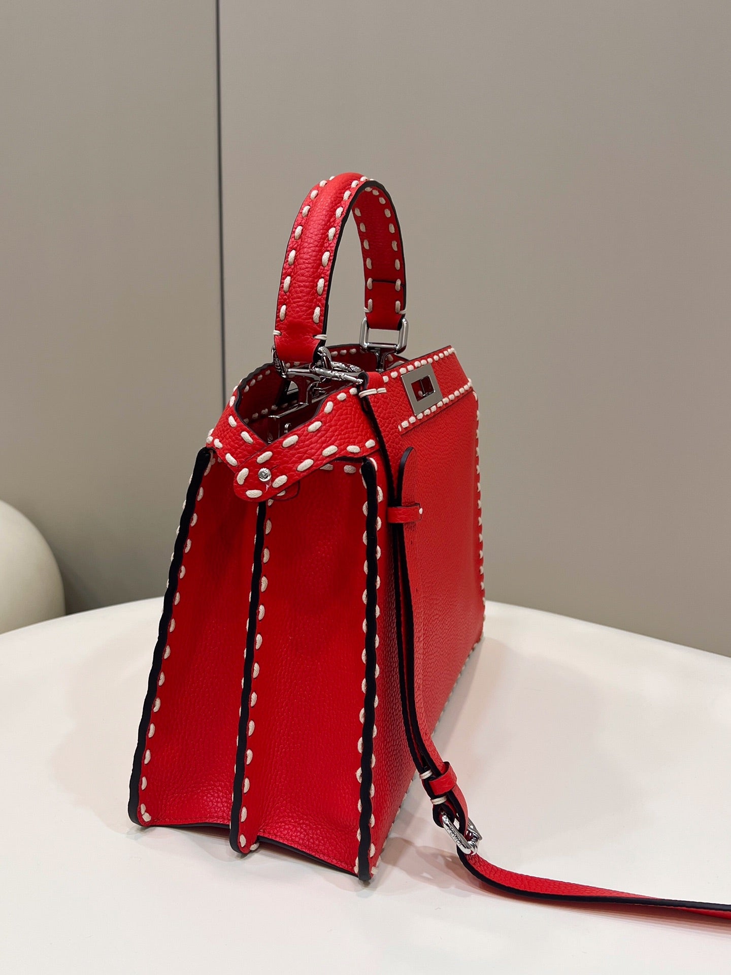 PEEKABOO ISEEU 33 IN RED GRAINED CALFSKIN SILVER HARDWARE mysite