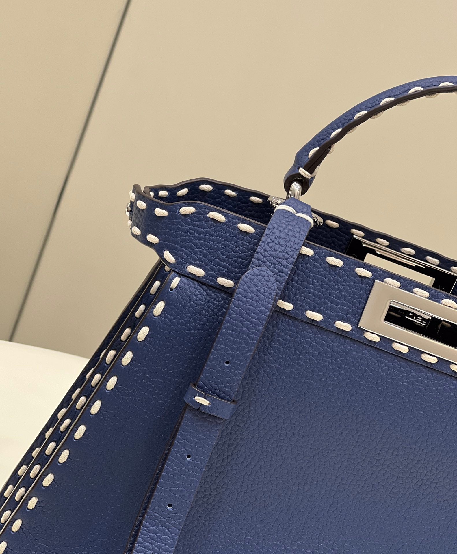 PEEKABOO ISEEU 33 IN NAVY BLUE GRAINED CALFSKIN SILVER HARDWARE mysite