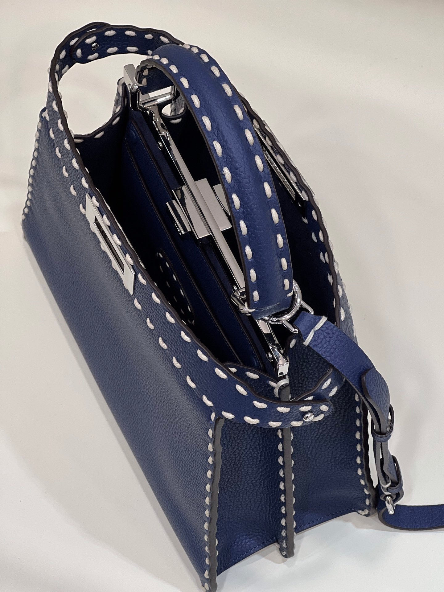 PEEKABOO ISEEU 33 IN NAVY BLUE GRAINED CALFSKIN SILVER HARDWARE mysite