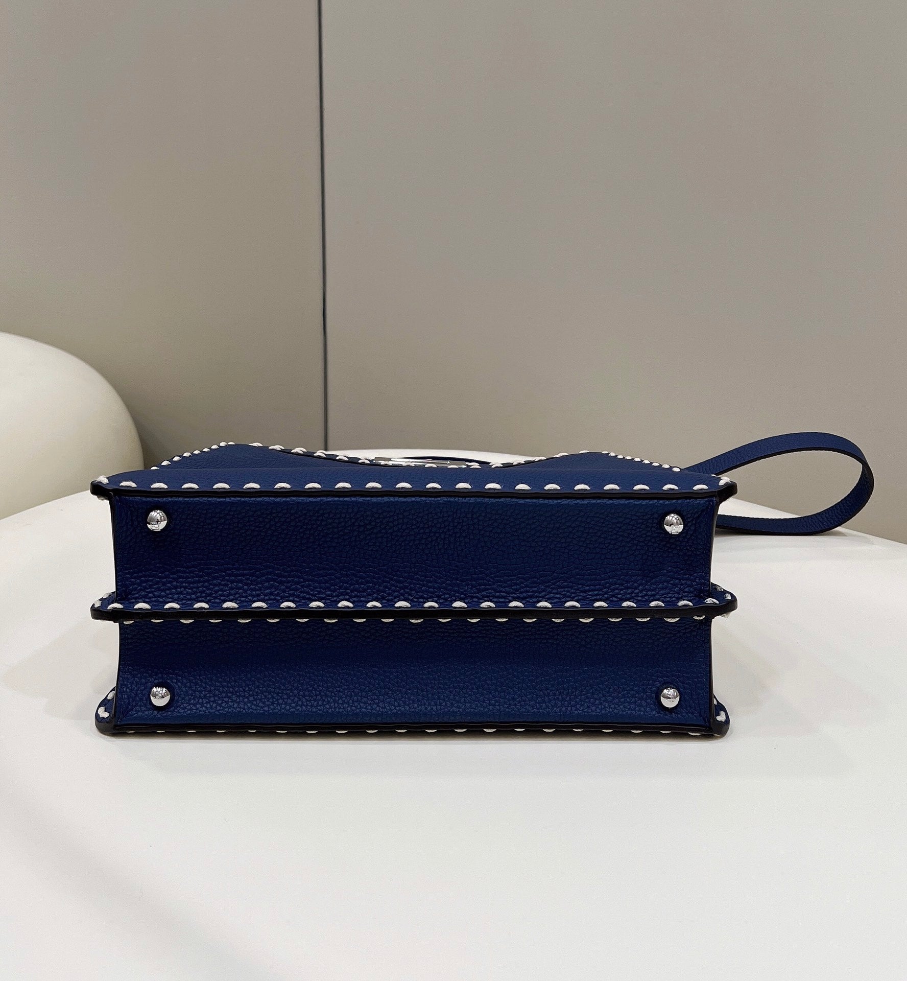 PEEKABOO ISEEU 33 IN NAVY BLUE GRAINED CALFSKIN SILVER HARDWARE mysite