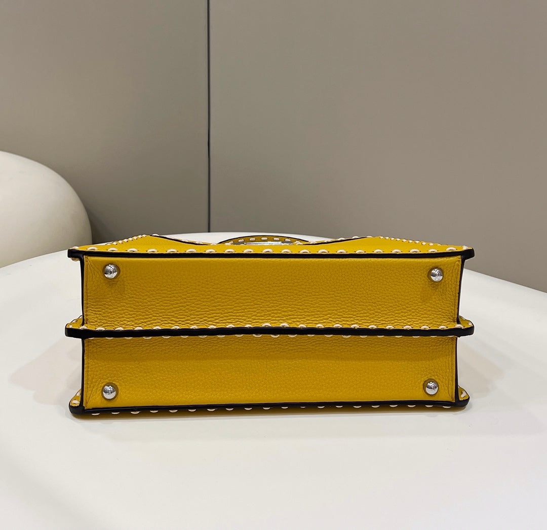 PEEKABOO ISEEU 33 IN YELLOW GRAINED CALFSKIN SILVER HARDWARE mysite