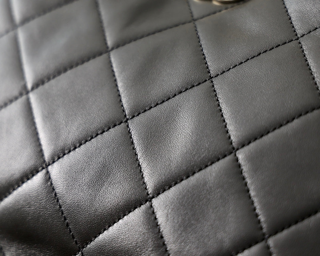 cc hobo bag 26cm black lambskin silver hardware mysite