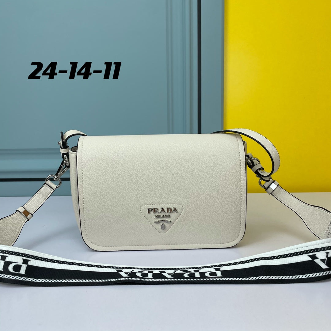 PRA 24 BAG WITH STRAP IN WHITE CALFSKIN mysite