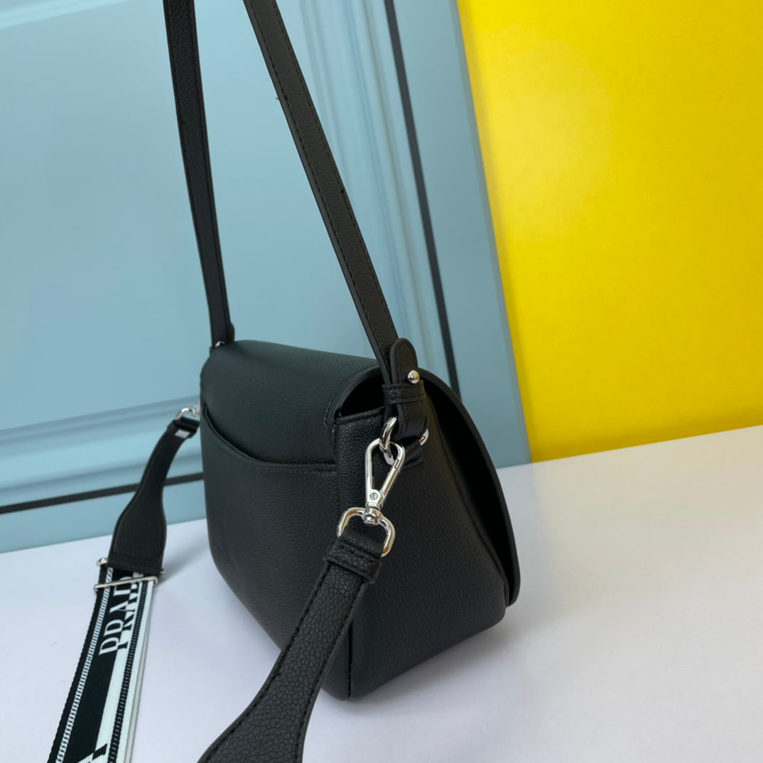 PRA 24 BAG WITH STRAP IN BLACK CALFSKIN mysite