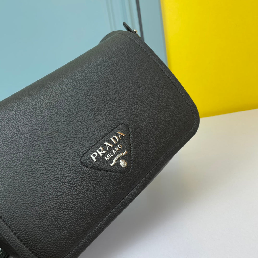 PRA 24 BAG WITH STRAP IN BLACK CALFSKIN mysite