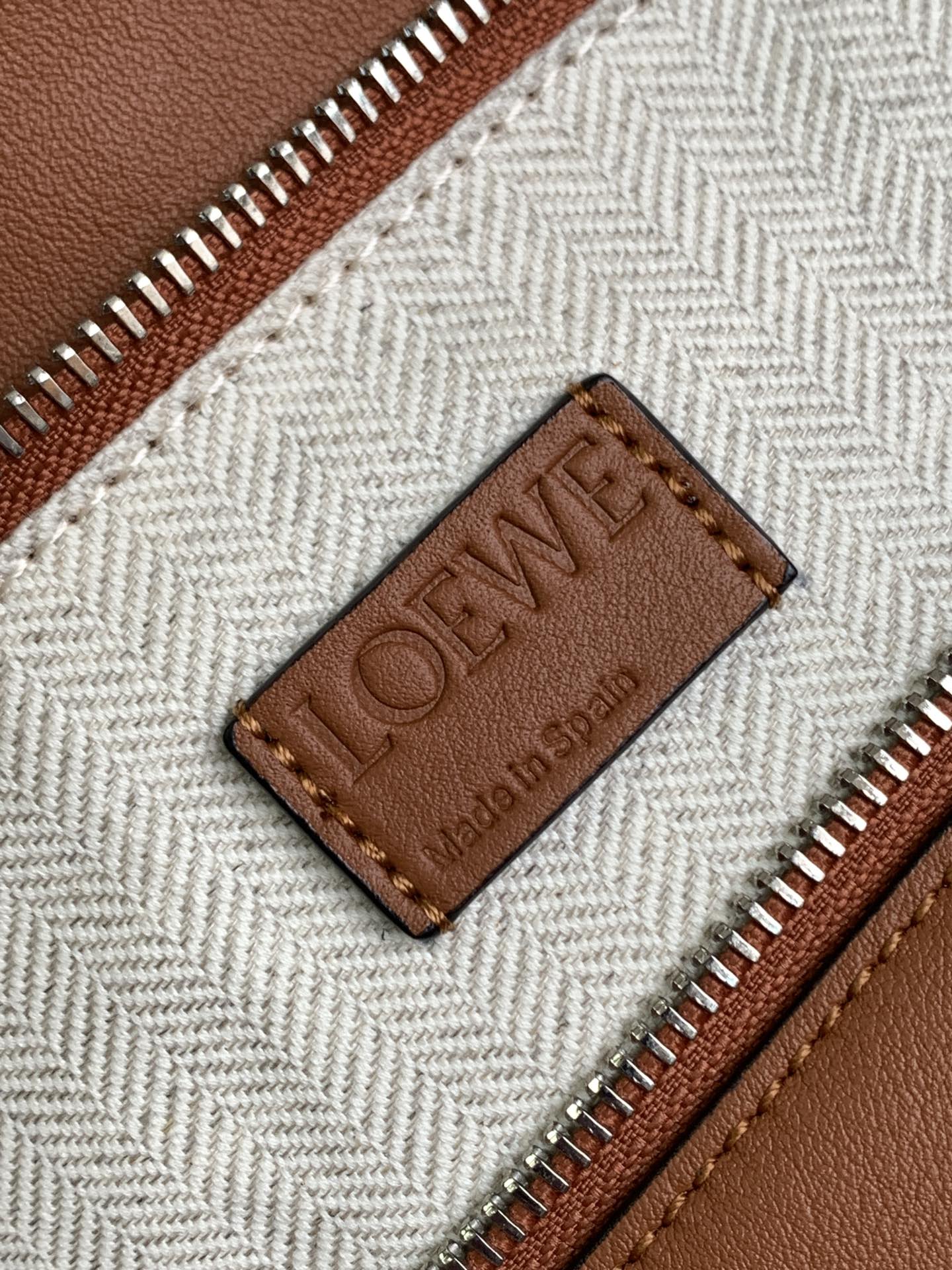 LOE PUZZLE LARGE 35 BAG IN BRONZE BROWN CALFSKIN mysite