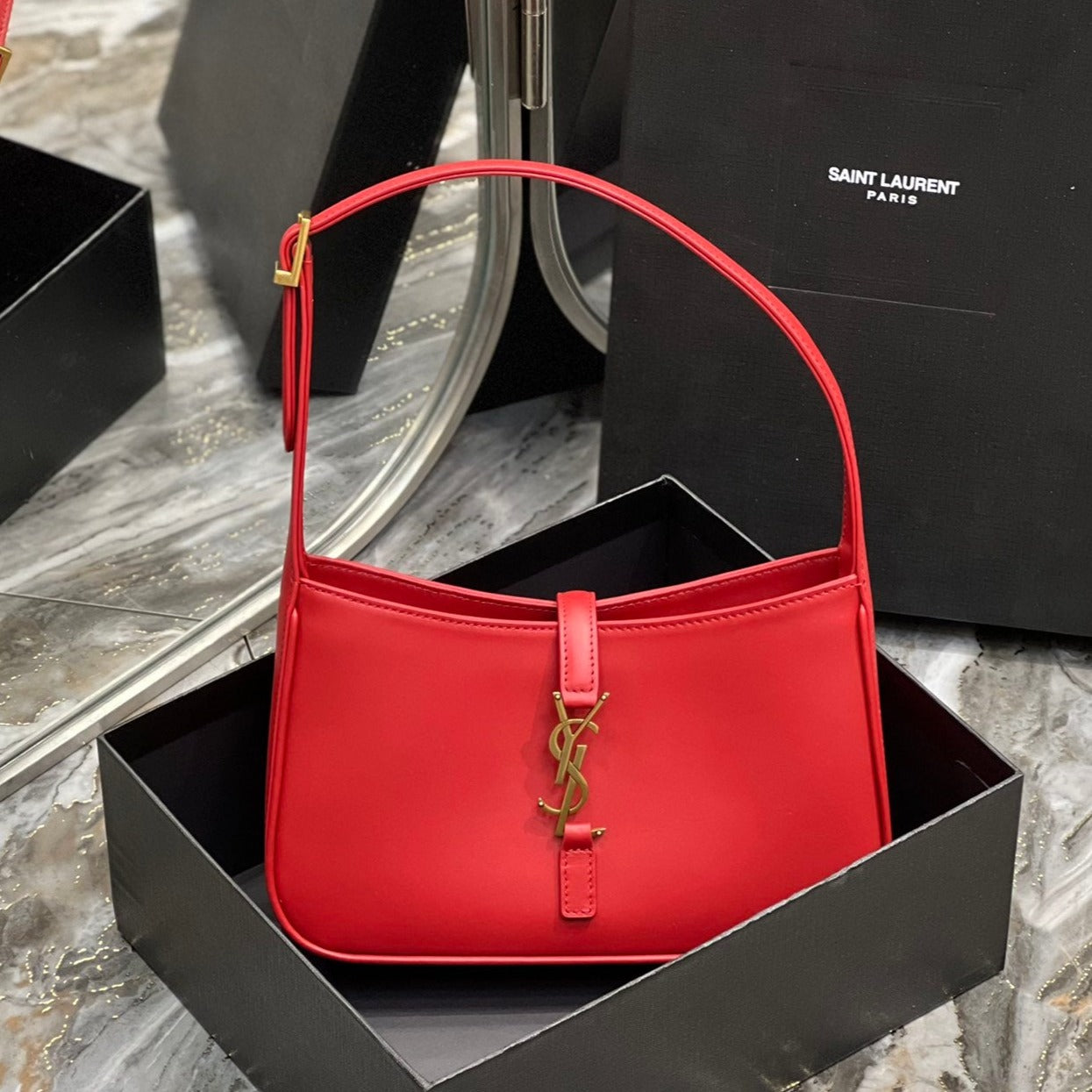 LE 5 A 7 23 RED LAMBSKIN GOLD HARDWARE mysite