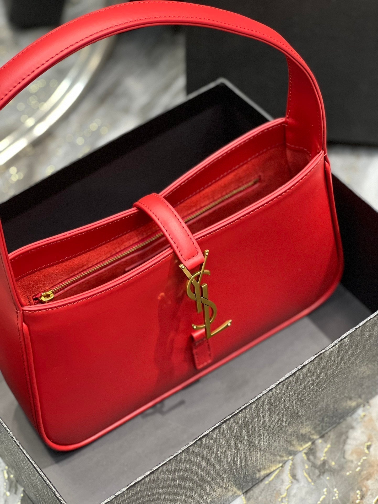 LE 5 A 7 23 RED LAMBSKIN GOLD HARDWARE mysite