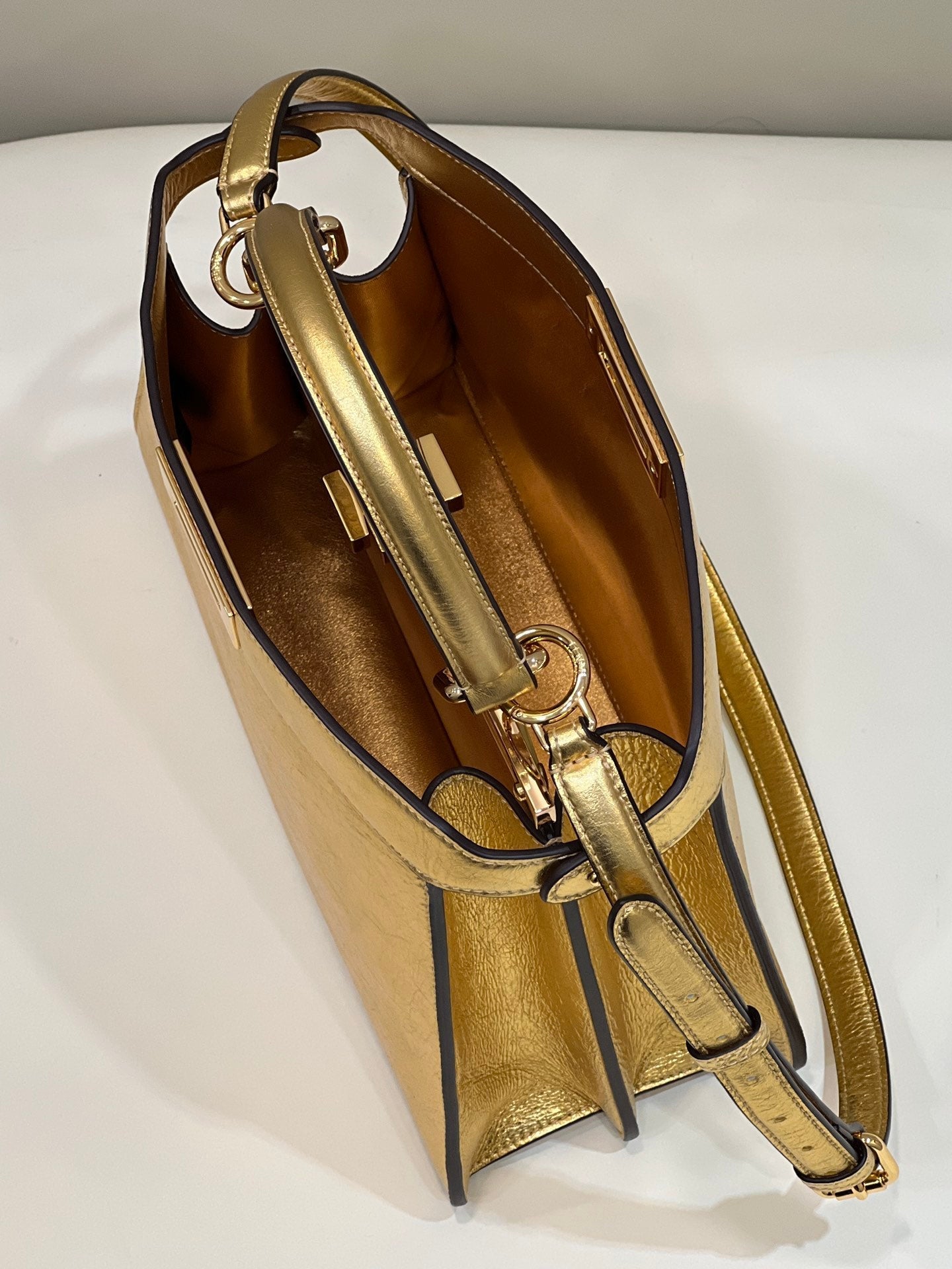 PEEKABOO ISEEU 33 IN GOLD METALLIC CALFSKIN GOLD HARDWARE mysite