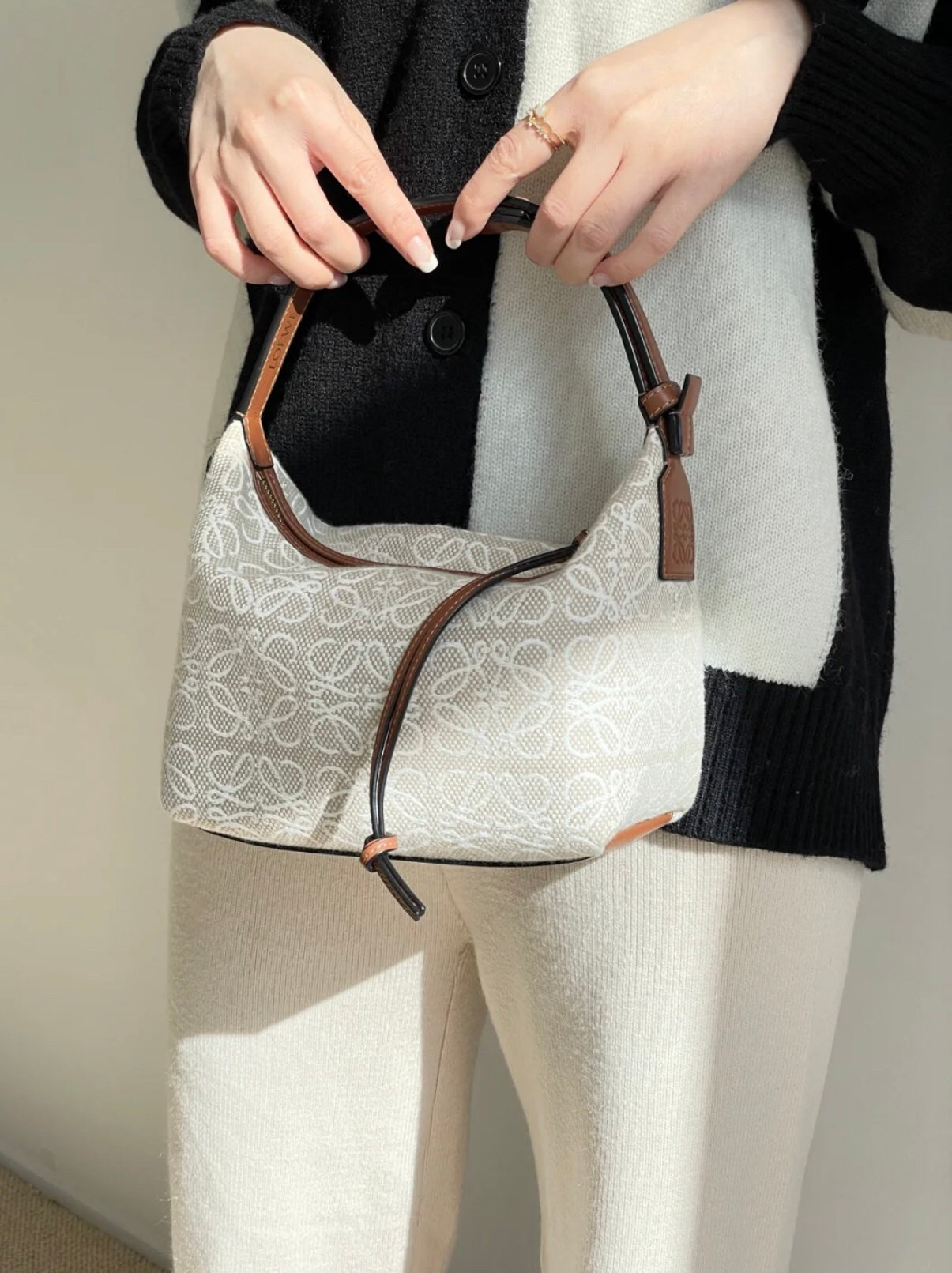 LOE CUBI 35 BAG IN WHITE ANAGRAM JACQUARD AND CALFSKIN mysite