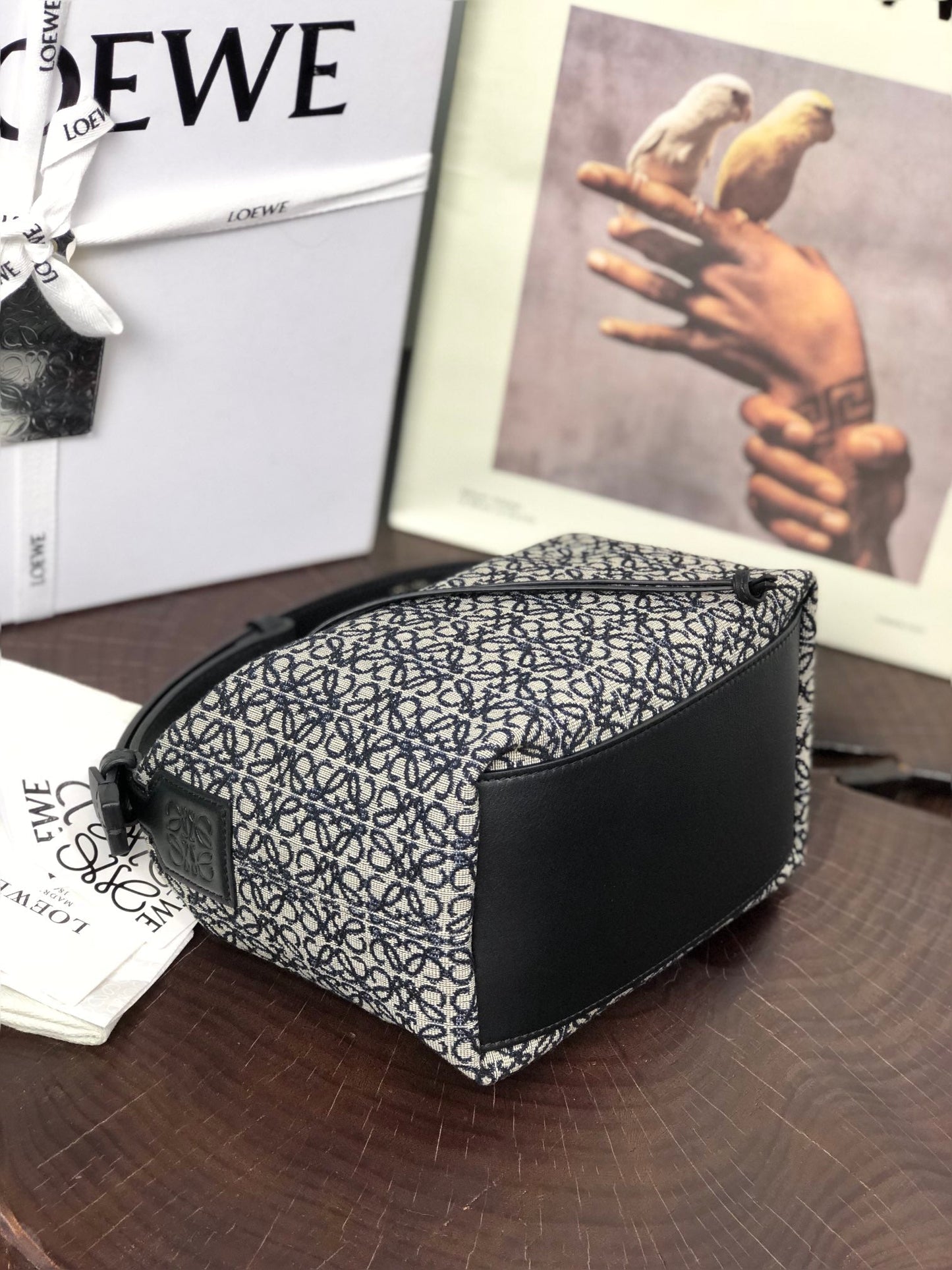 LOE CUBI 21 BAG IN WHITE MIX BLACK ANAGRAM JACQUARD mysite