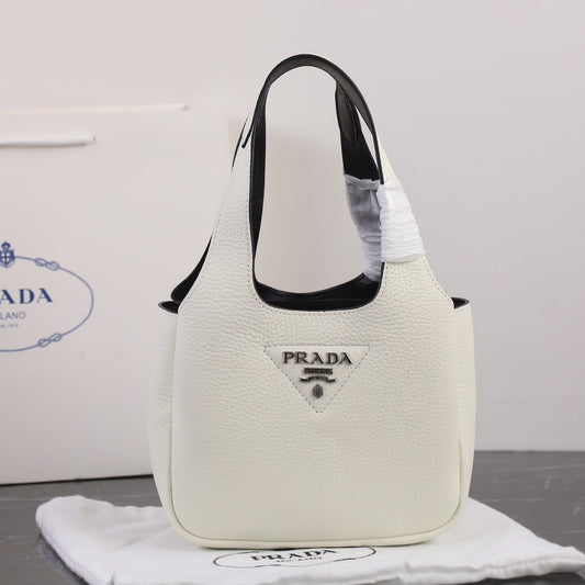 PRA 18 DYNAMIQUE LOGO TOTE BAG IN WHITE CALFSKIN mysite