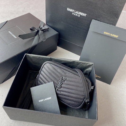 LOU MINI CAMERA BAG 19 IN BLACK CAVIAR PATTERN CALFSKIN BLACK HARDWARE mysite