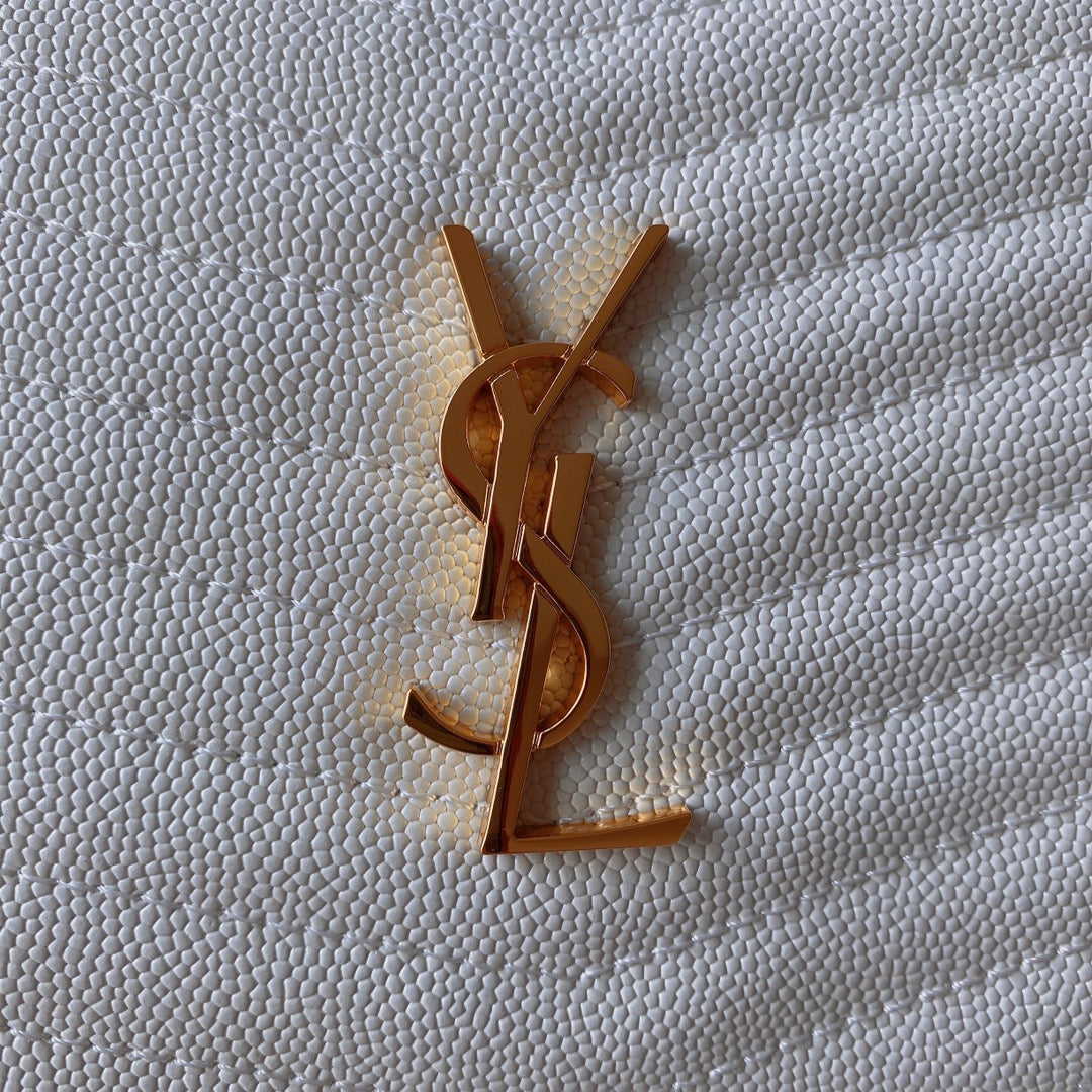 LOU MINI CAMERA BAG 19 IN WHITE CAVIAR PATTERN CALFSKIN GOLD HARDWARE mysite