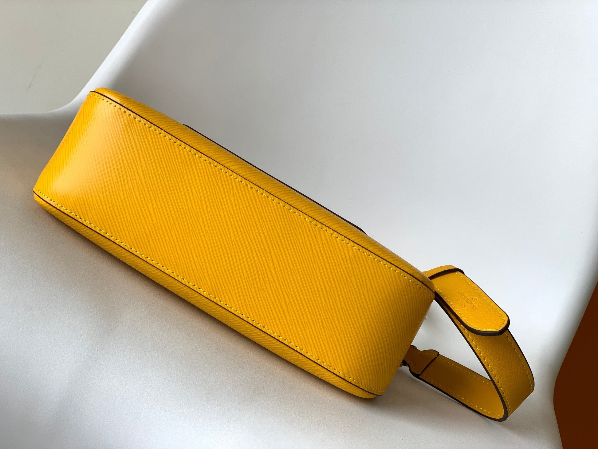 LV Marelle 25cm Yellow Epi Grain Cowhide Metal HW mysite