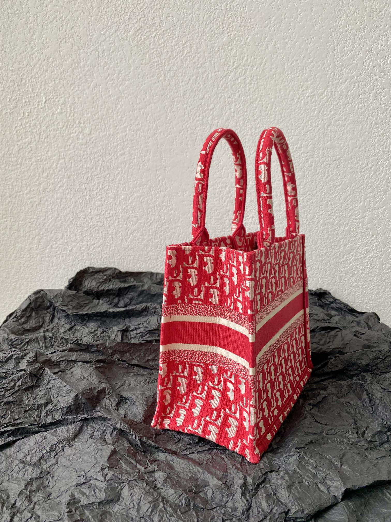 Small CD Book Tote 26.5cm Red Retro Style D Letter Embroidery mysite