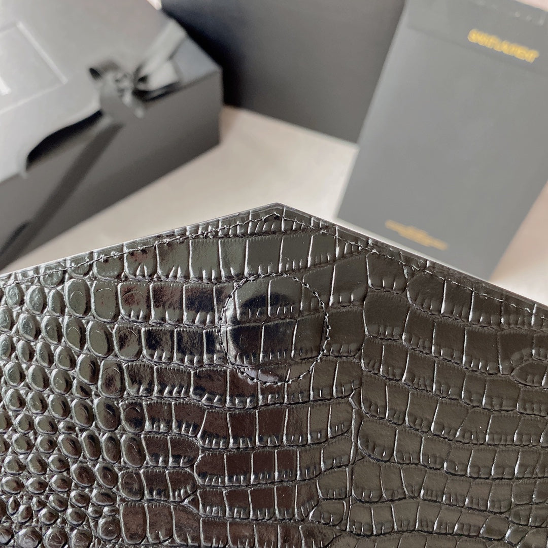 UPTOWN POUCH 27 IN BLACK CROCODILE-EMBOSSED SHINY CALFSKIN GOLD LOGO mysite