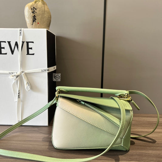 Mini Puzzle bag in soft grained 18cm White and Green Calfskin mysite