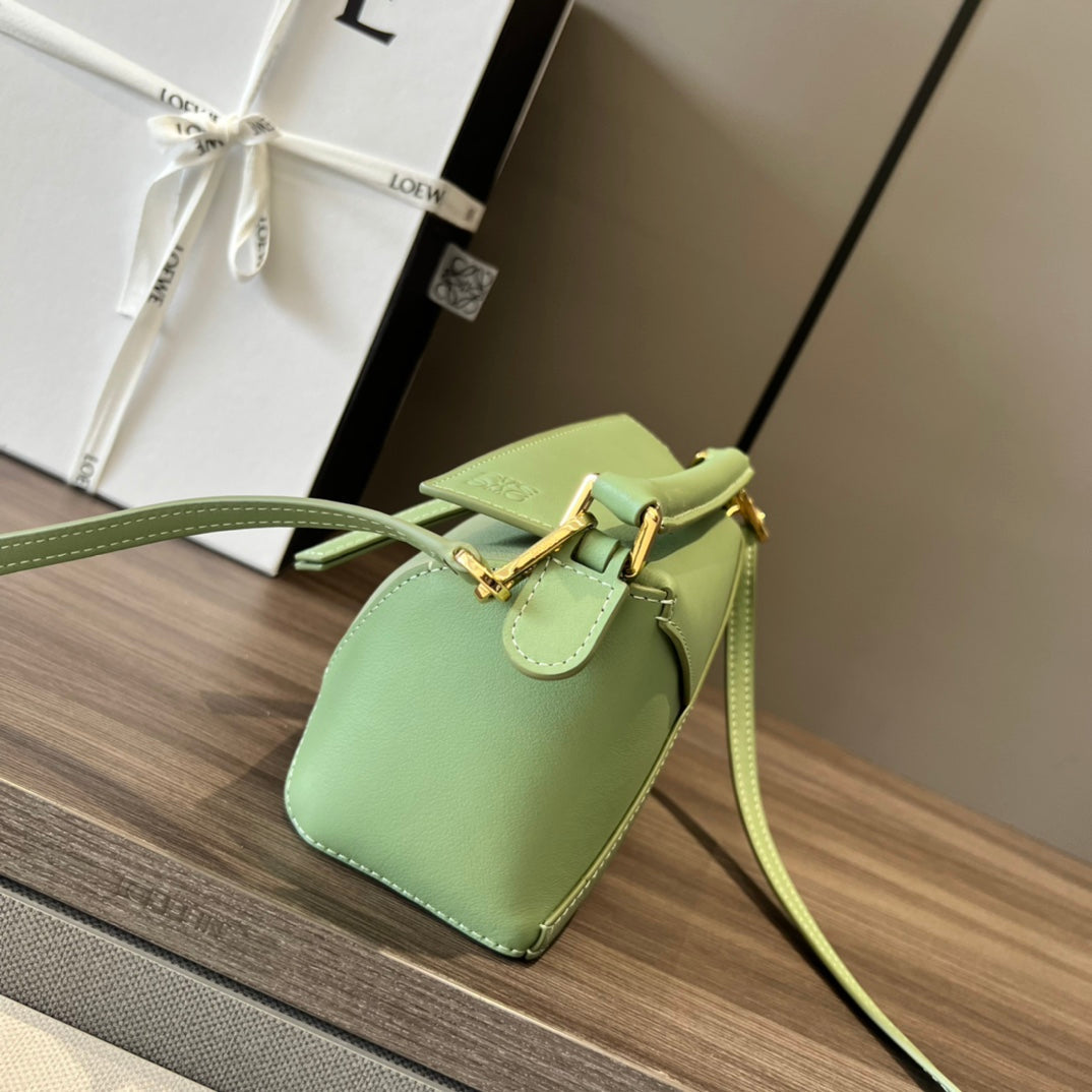 Mini Puzzle bag in soft grained 18cm White and Green Calfskin mysite