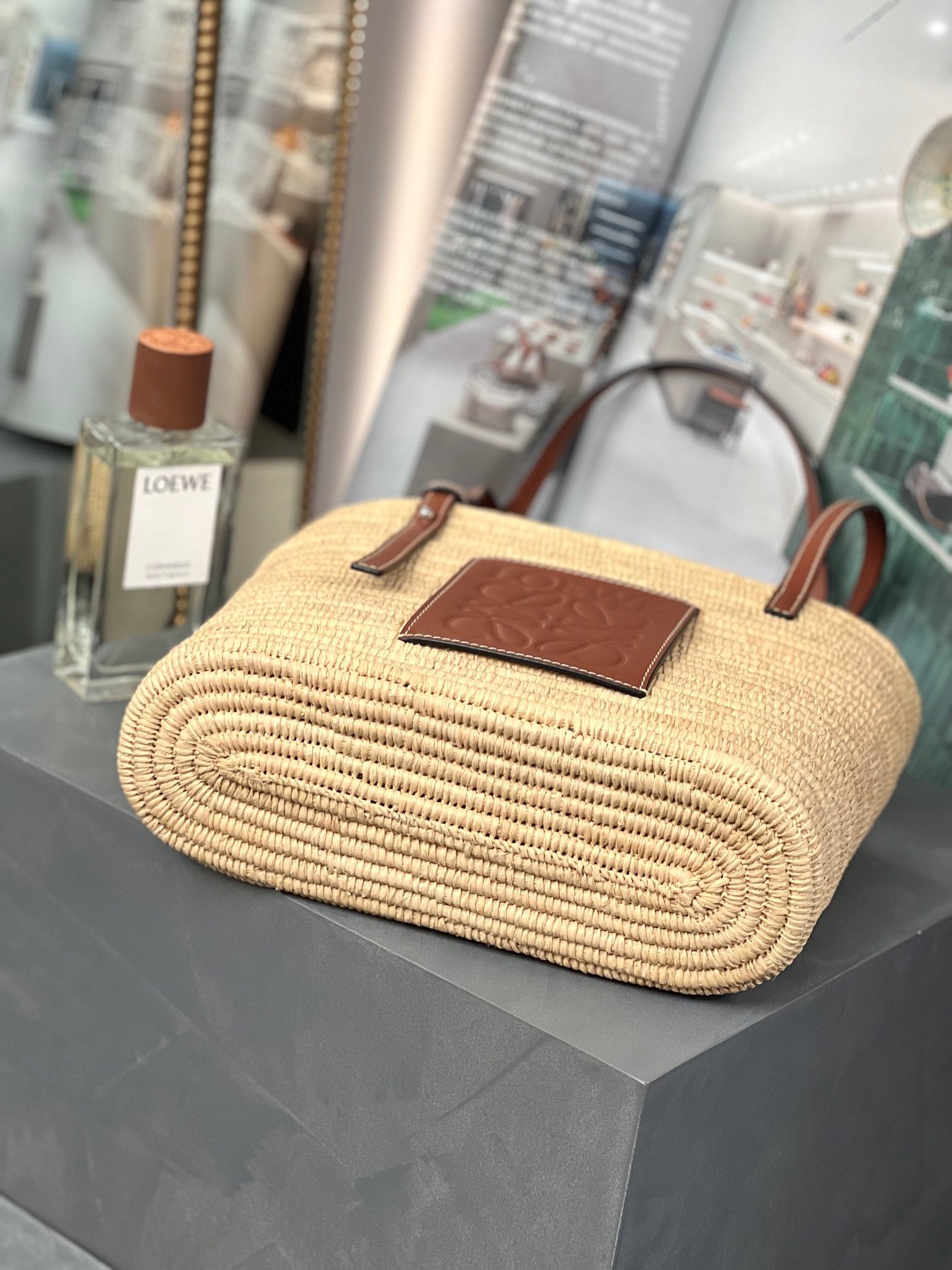 SMALL SQUARE  28 BASKET BAG IN RAFFIA AND CALFSKIN mysite