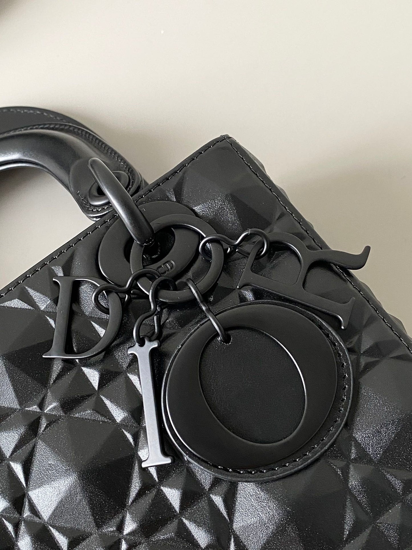 SMALL LADY 20 ALL BLACK LAMBSKIN DIAMOND MOTIF mysite