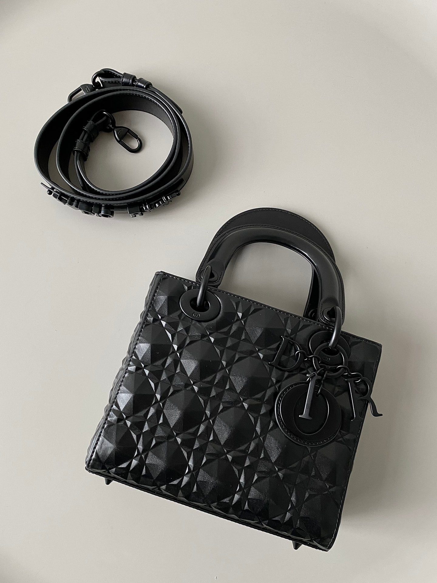 SMALL LADY 20 ALL BLACK LAMBSKIN DIAMOND MOTIF mysite