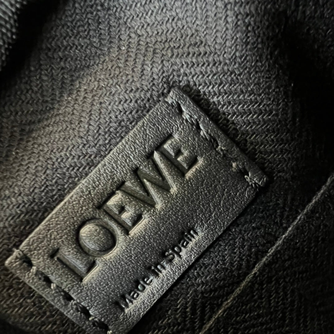 Loewe XS Military Messenger Bag 24.5 Black Cowhide mysite