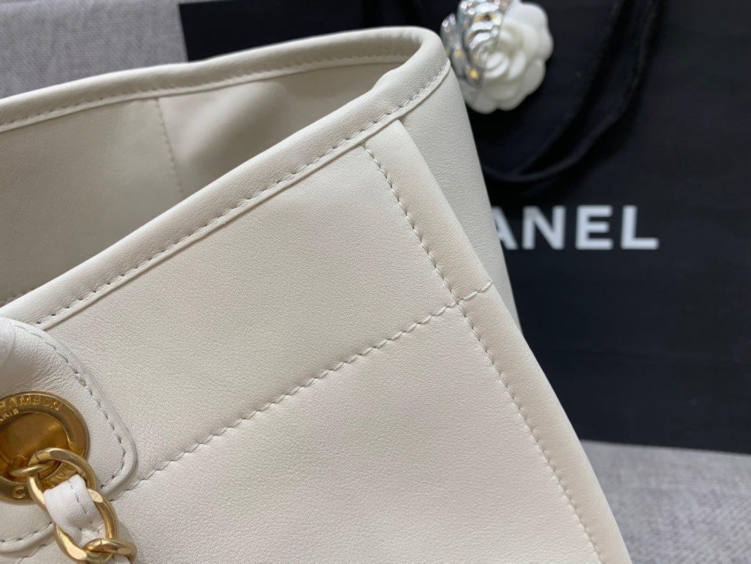 CC DEAUVILLE TOTE BAG 39CM WHITE CALFSKIN MULTICOLOR LOGO mysite