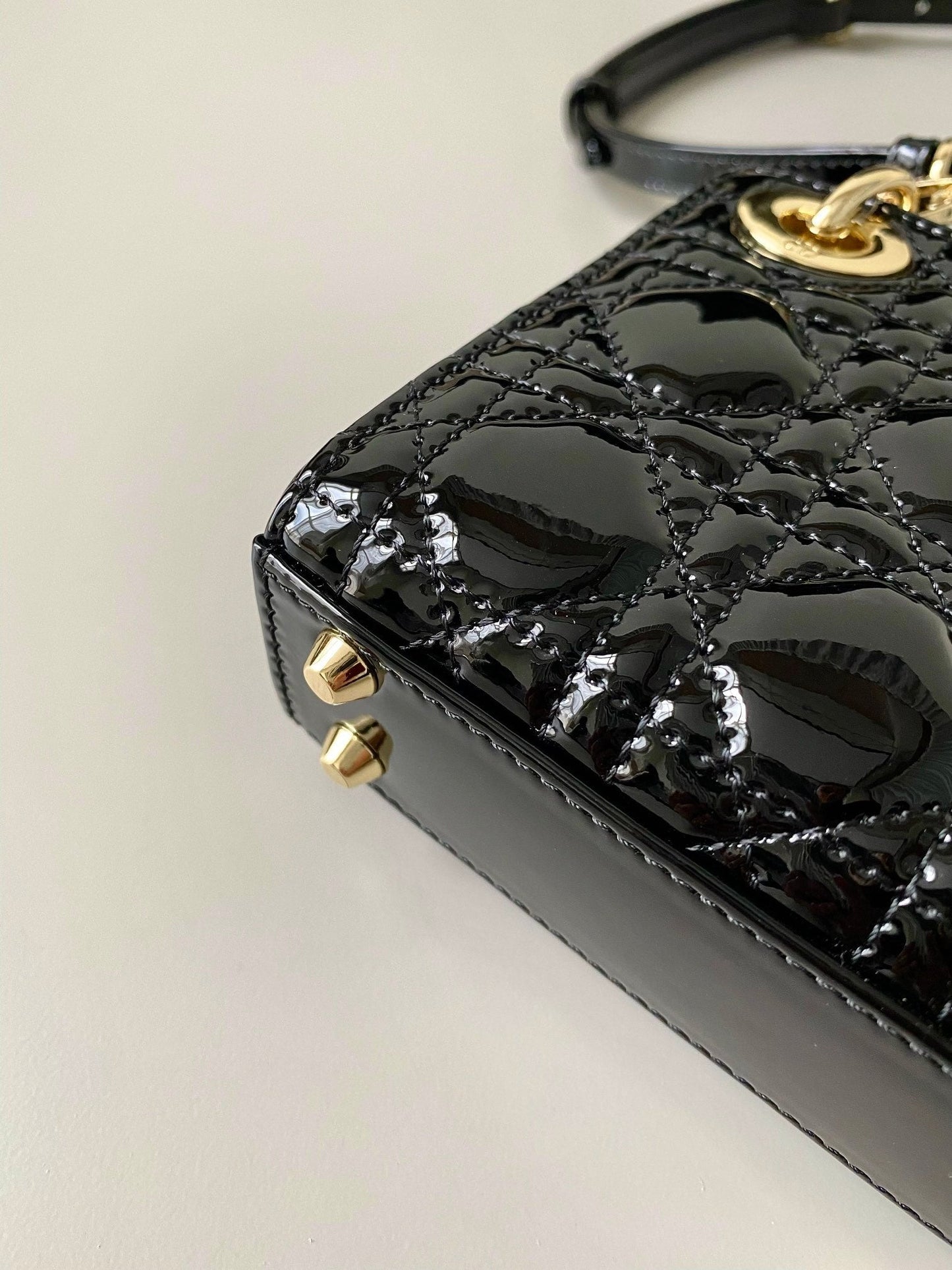 micro lady 12 black patent caslfskin mysite