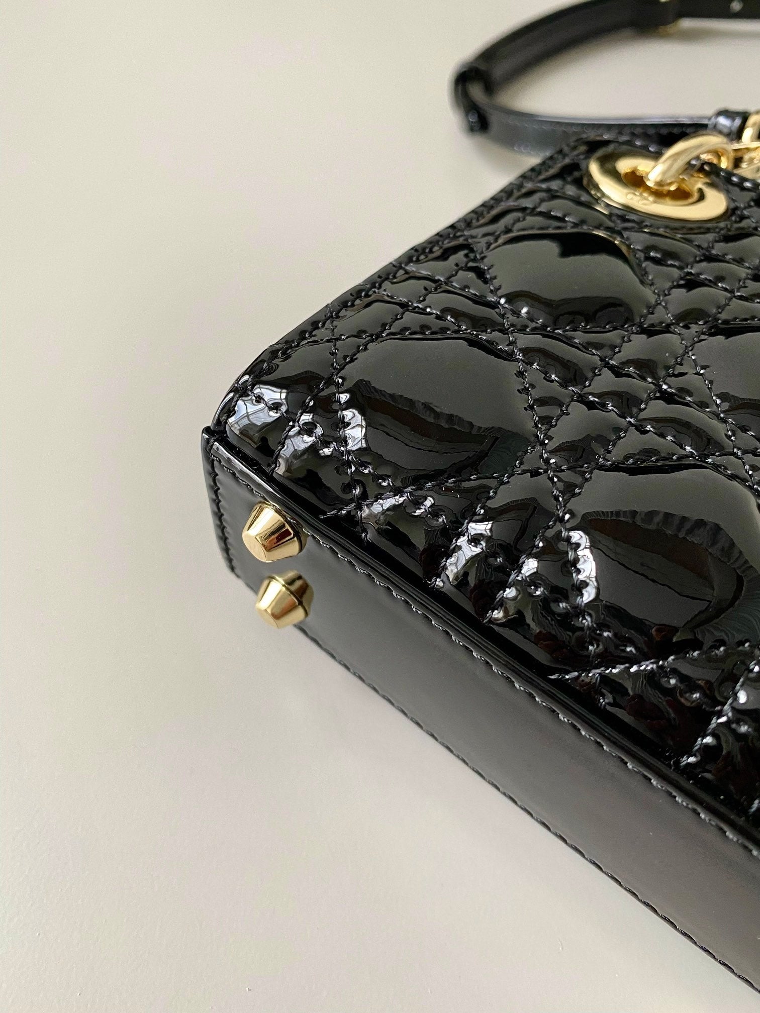 micro lady 12 black patent caslfskin mysite