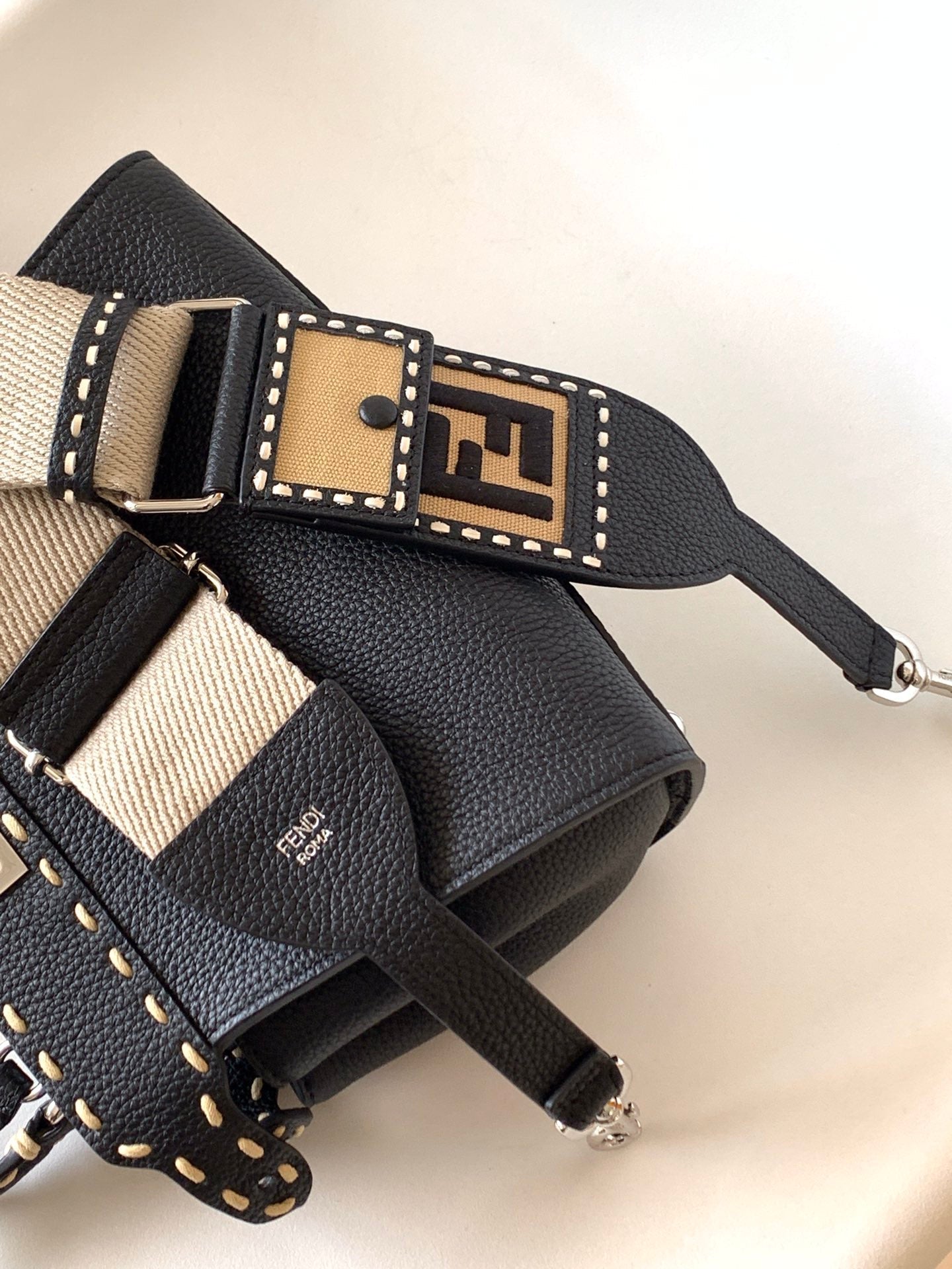 Peekaboo Mini Selleria Bag 23cm black leather shw with 220 hand-sewn stitches mysite