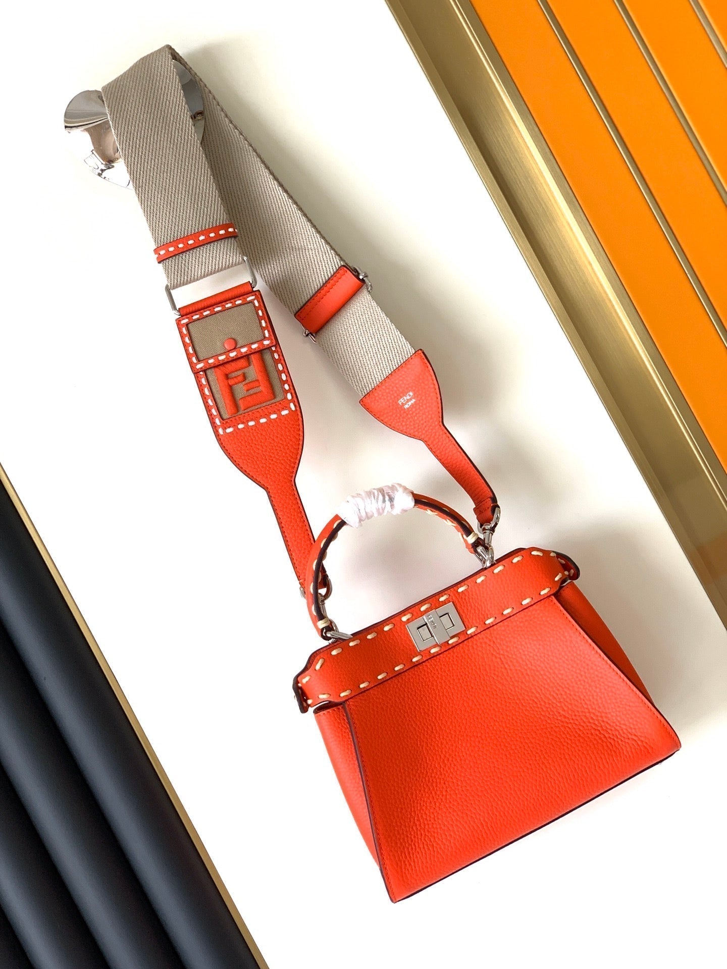 Peekaboo Mini Selleria Bag 23cm red leather shw with 220 hand-sewn stitches mysite