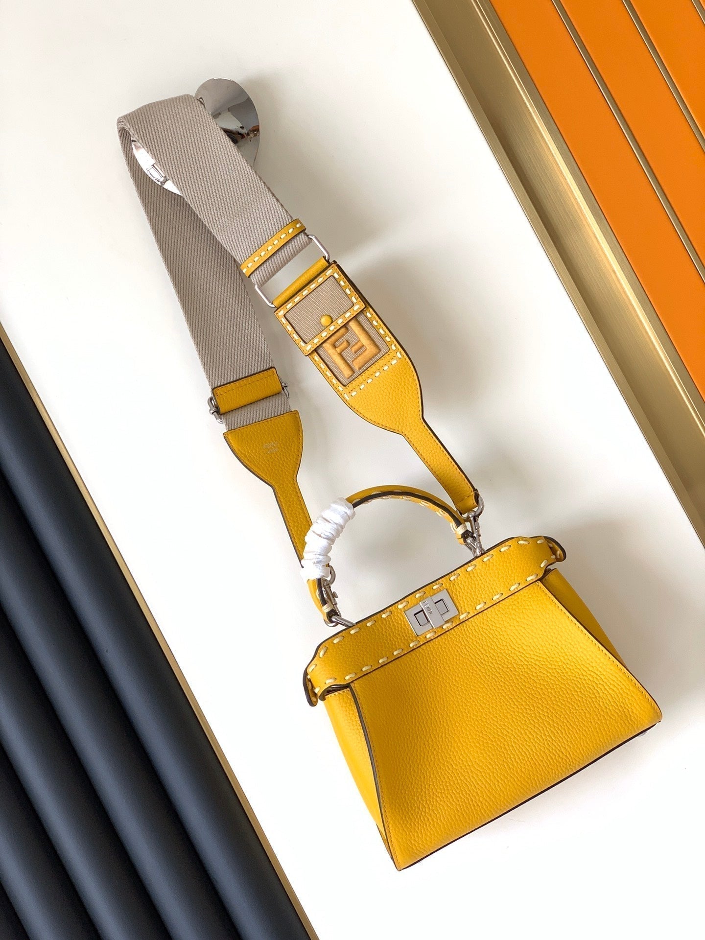 Peekaboo Mini Selleria Bag 23cm yellow leather shw with 220 hand-sewn stitches mysite