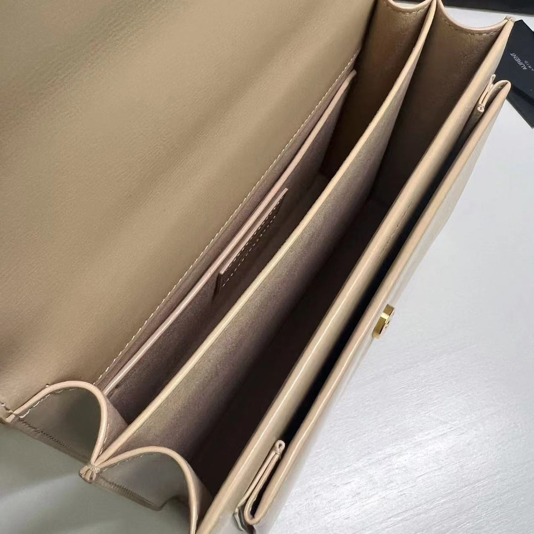 SUNSET MEDIUM 22 IN BEIGE CALFSKIN GOLD HARDWARE mysite