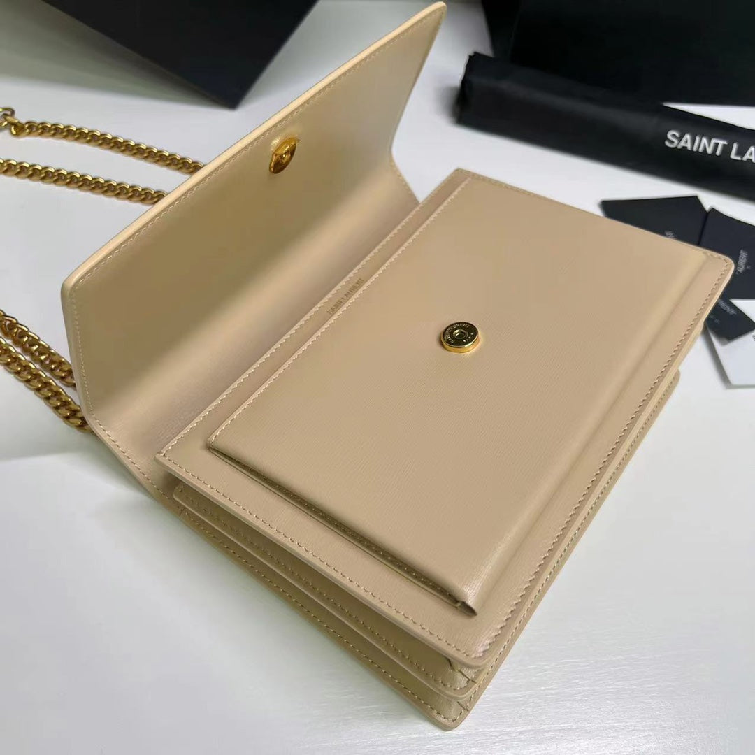 SUNSET MEDIUM 22 IN BEIGE CALFSKIN GOLD HARDWARE mysite